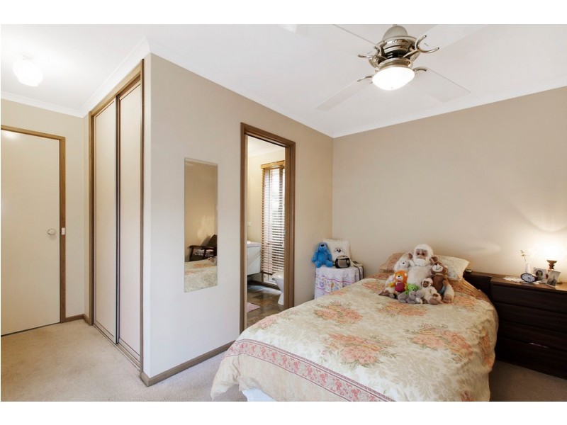 5 James Bathe Way, Narre Warren South VIC 3805