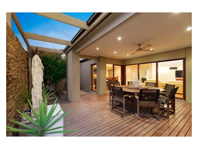 13 Chase Blvd, Berwick VIC 3806