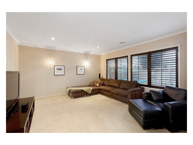 13 Chase Blvd, Berwick VIC 3806