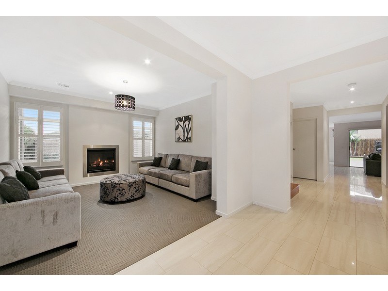 74 Wurundjeri Blvd, Berwick VIC 3806