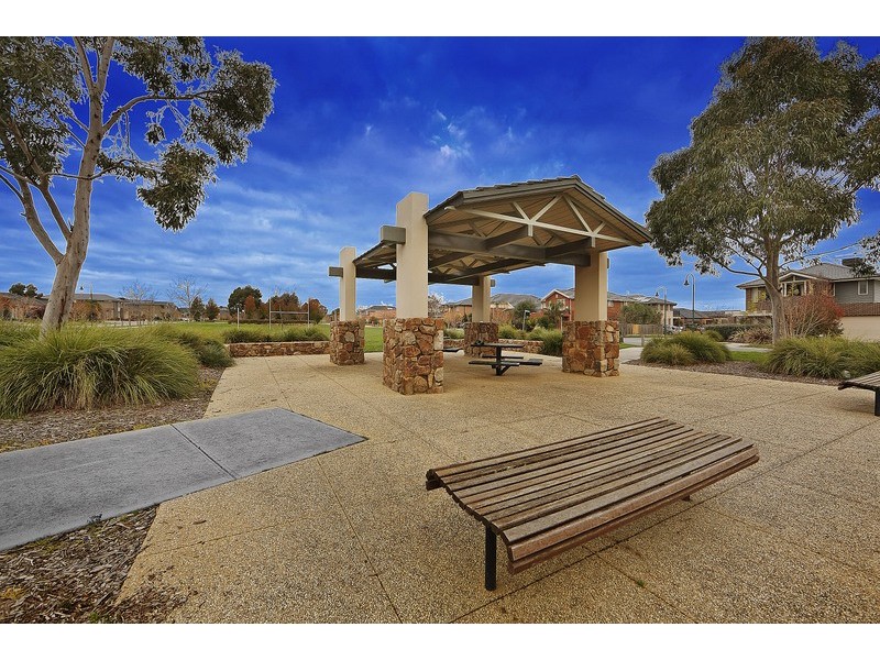 74 Wurundjeri Blvd, Berwick VIC 3806