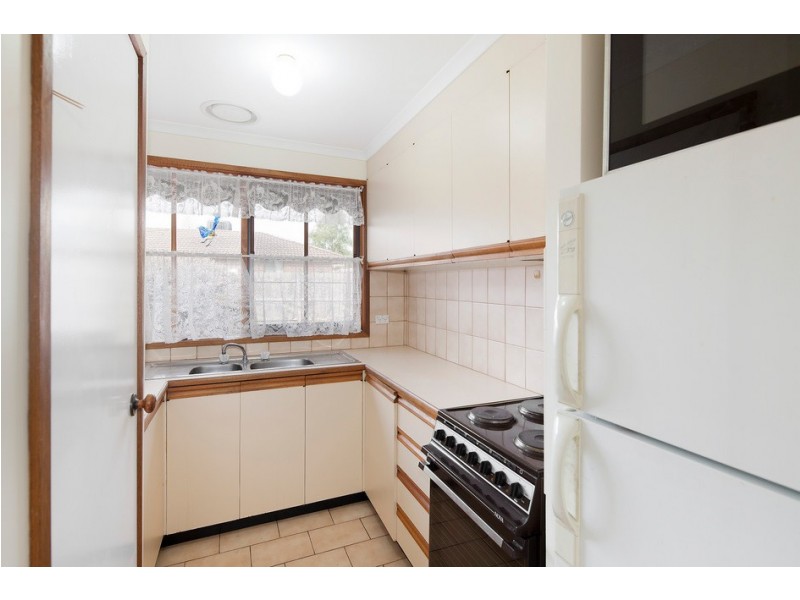 2/15 Sylvia Road, Beaconsfield VIC 3807