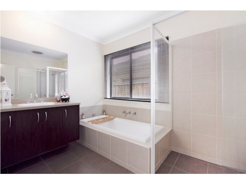 58 Grices Road, Berwick VIC 3806