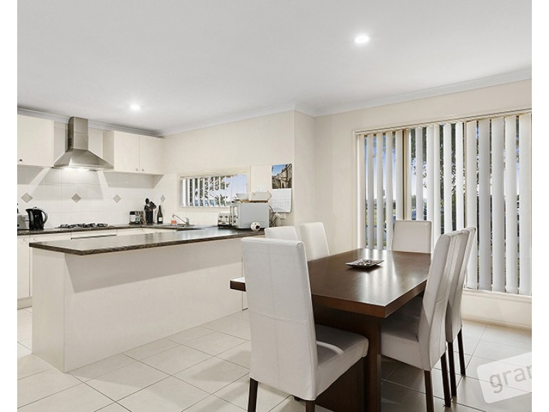 1 Roseville Crt, Berwick VIC 3806