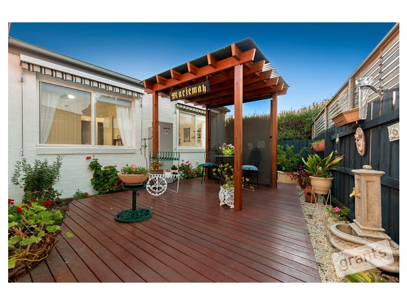 74 Wintersun Road, Berwick VIC 3806