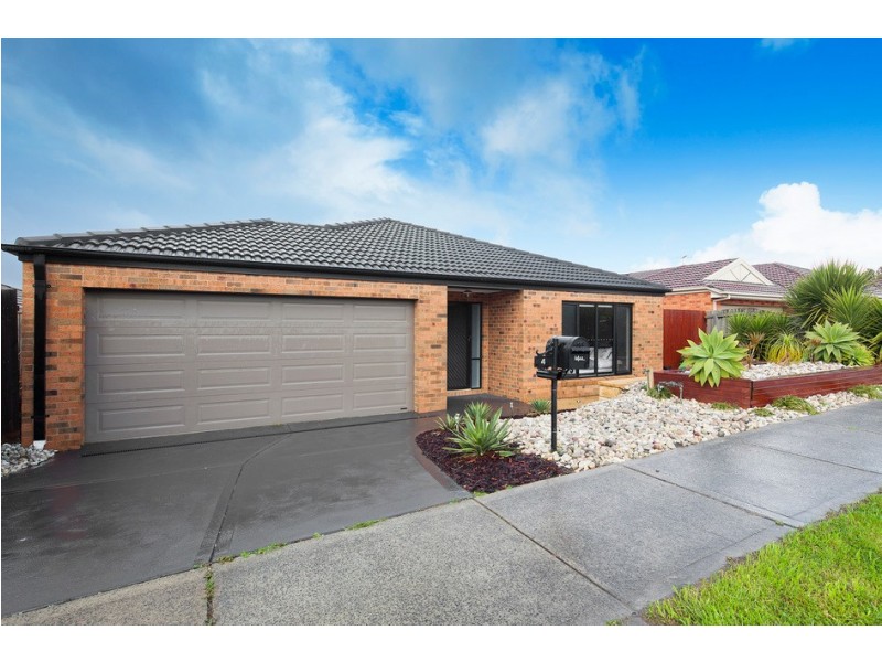 4 Daventry Court, Berwick VIC 3806