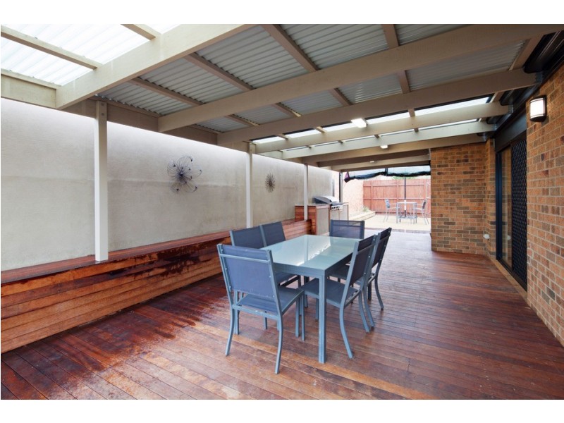 4 Daventry Court, Berwick VIC 3806