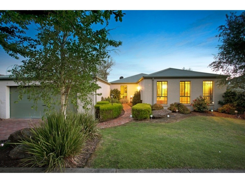 23 Murndal Court, Berwick VIC 3806