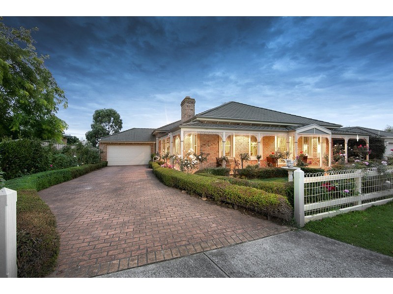 4 Hilda Court, Berwick VIC 3806