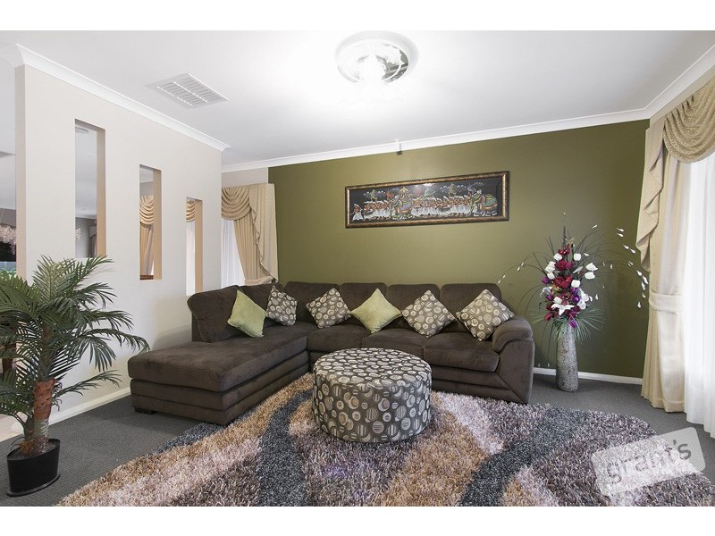 74 Grices Road, Berwick VIC 3806