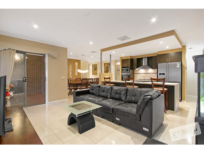 74 Grices Road, Berwick VIC 3806