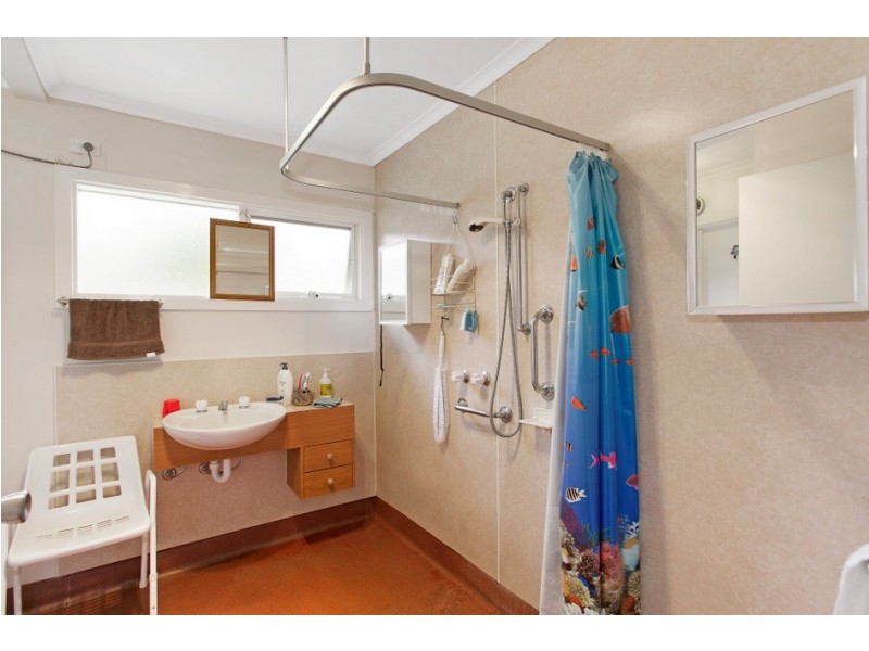 8 Castlegate Place, Berwick VIC 3806