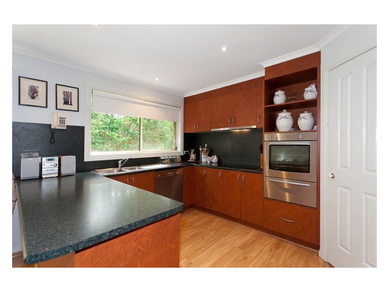8 Bundoora Court, Narre Warren South VIC 3805