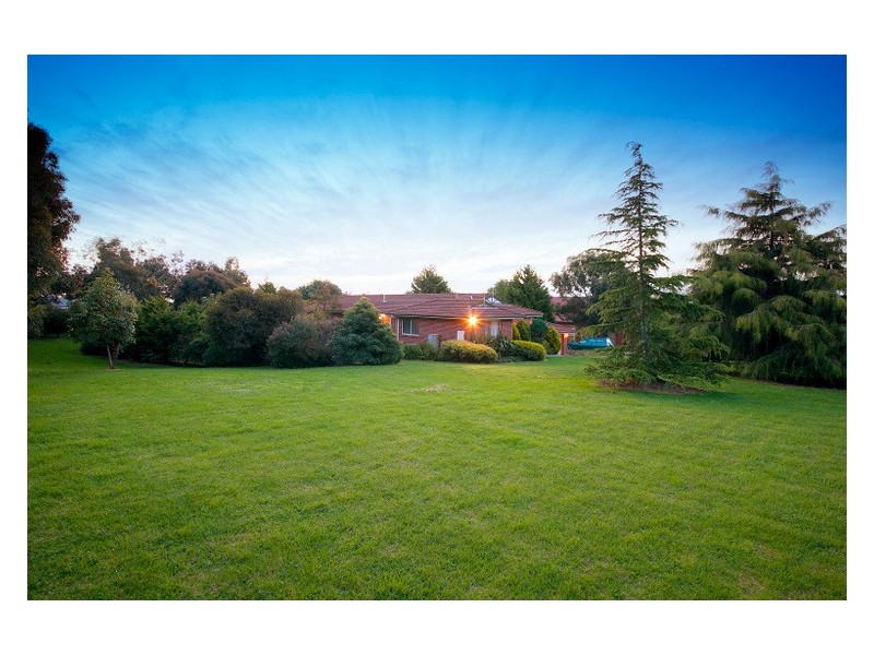 55 Brundrett Road, Narre Warren North VIC 3804