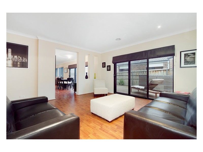 17 Montpelier Drive, Berwick VIC 3806