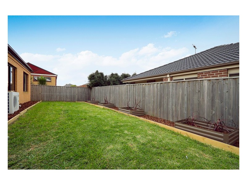 17 Montpelier Drive, Berwick VIC 3806