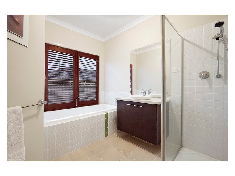 17 Montpelier Drive, Berwick VIC 3806