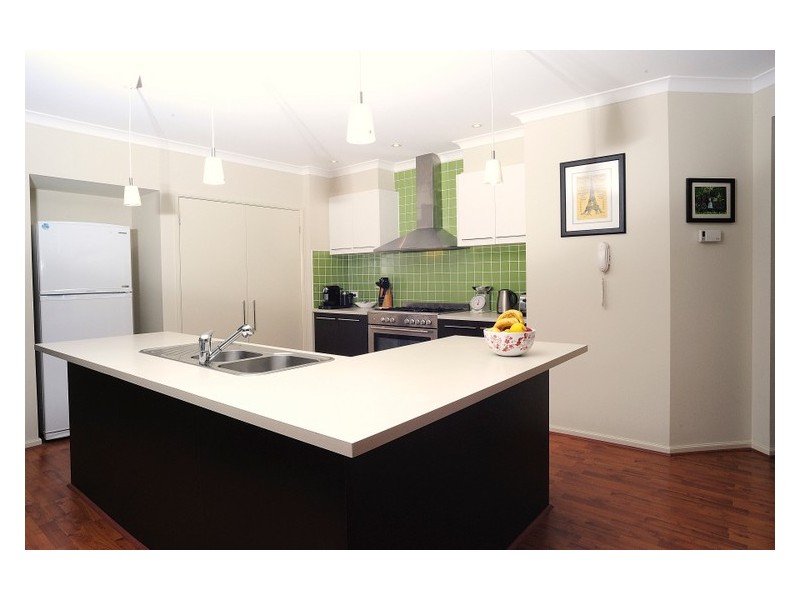 17 Montpelier Drive, Berwick VIC 3806