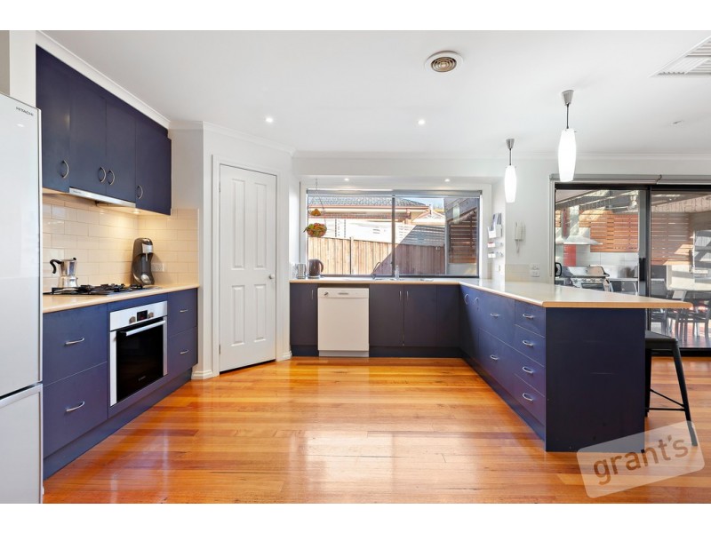 18 Ellesse Way, Berwick VIC 3806