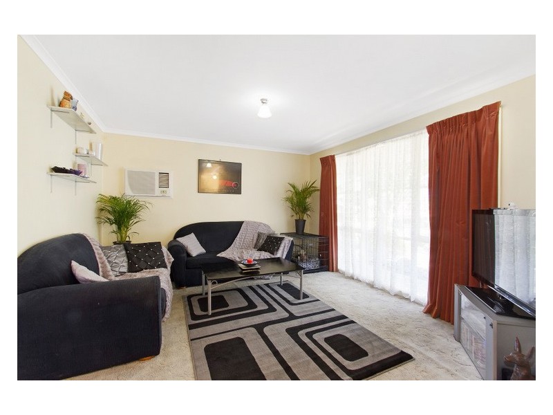 5 Amber Crescent, Narre Warren VIC 3805