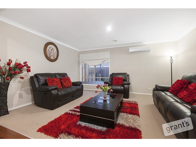 18 Daventry Court, Berwick VIC 3806