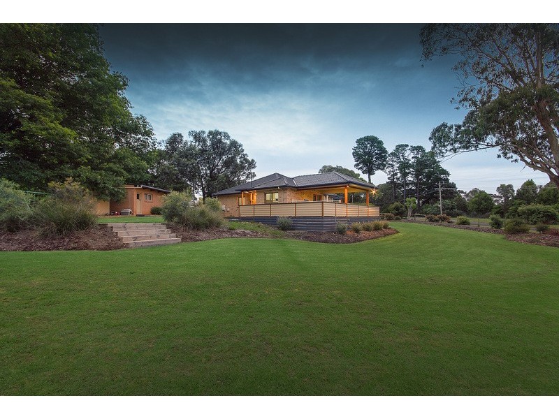 13 Burton Road, Beaconsfield Upper VIC 3808