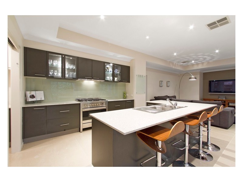 19 Bryn Mawr Boulevard, Berwick VIC 3806