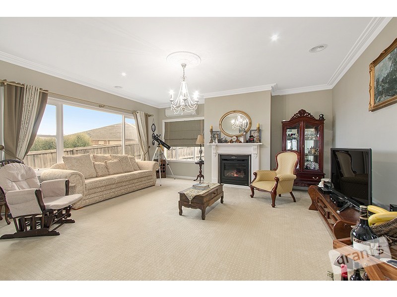 16 Lorne Court, Berwick VIC 3806