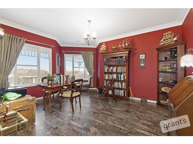 16 Lorne Court, Berwick VIC 3806