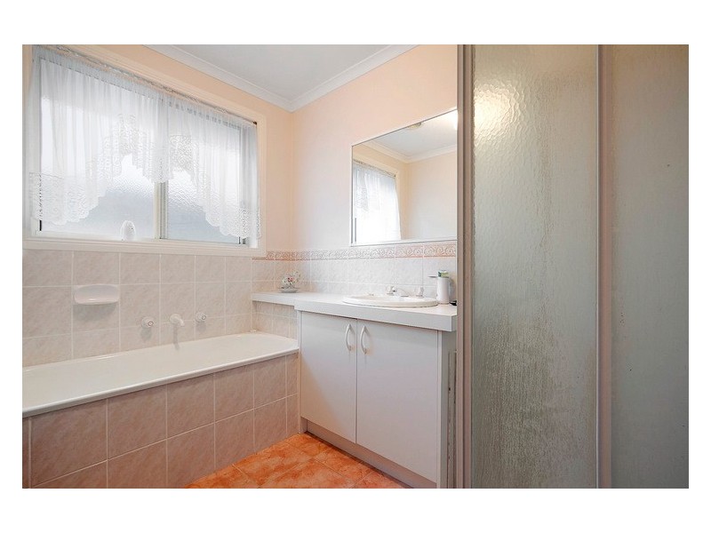 12 Mitchell Court, Berwick VIC 3806