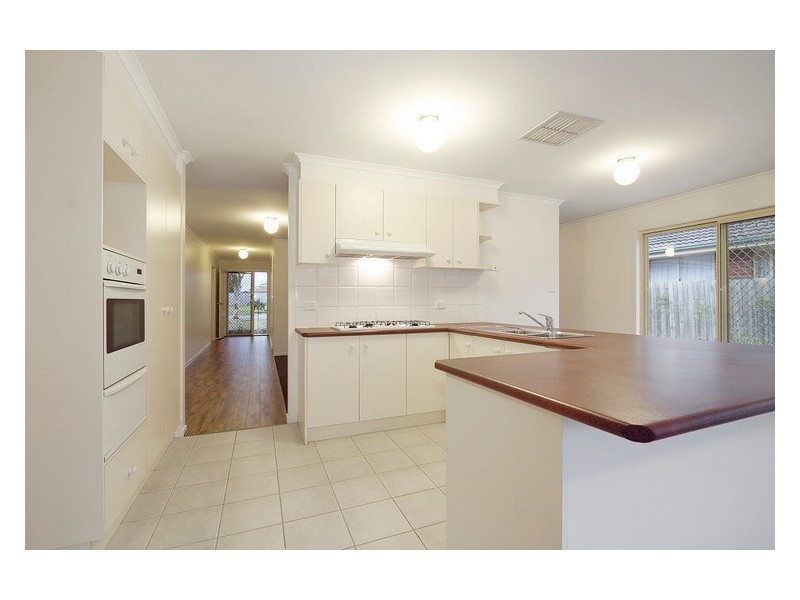 2 Grand Arch Way, Berwick VIC 3806