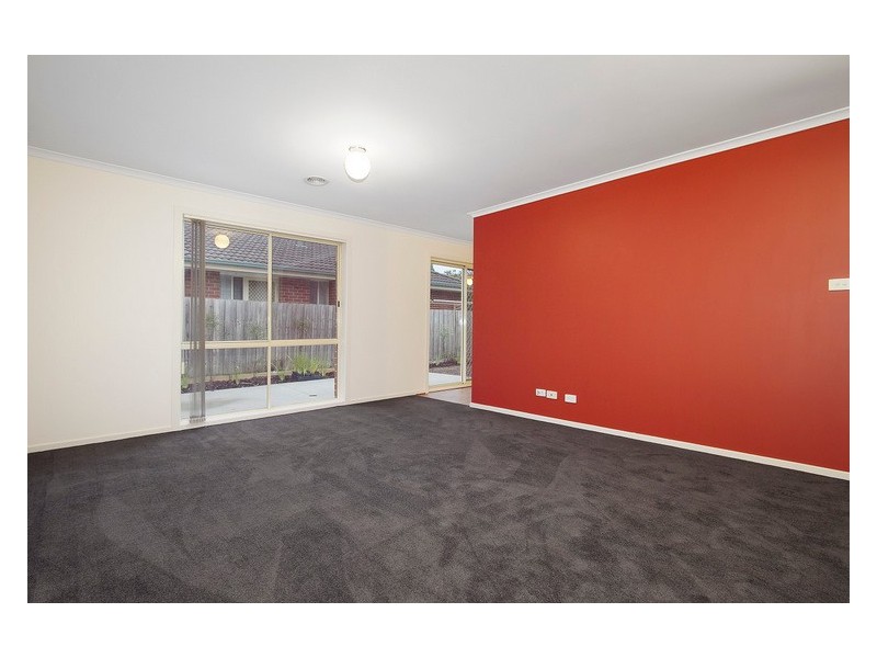2 Grand Arch Way, Berwick VIC 3806