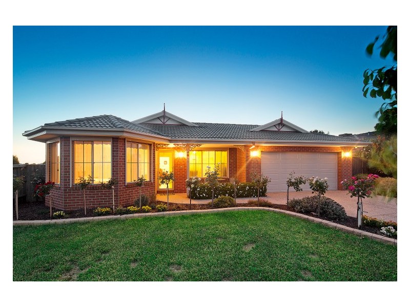 9 Talinga Court, Berwick VIC 3806