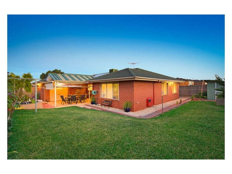 9 Talinga Court, Berwick VIC 3806