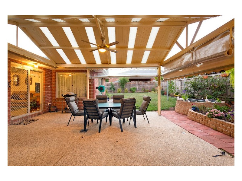 9 Talinga Court, Berwick VIC 3806