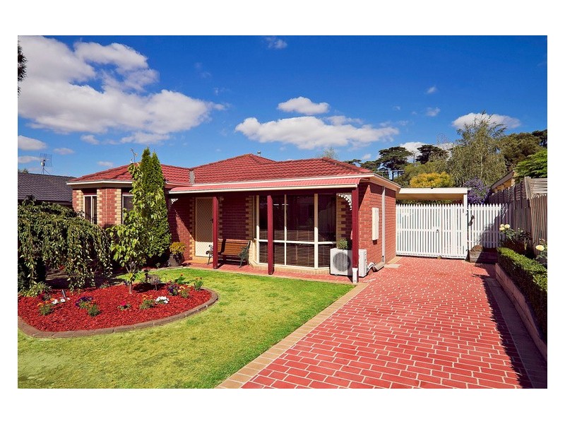 32 Warrawong Drive, Berwick VIC 3806