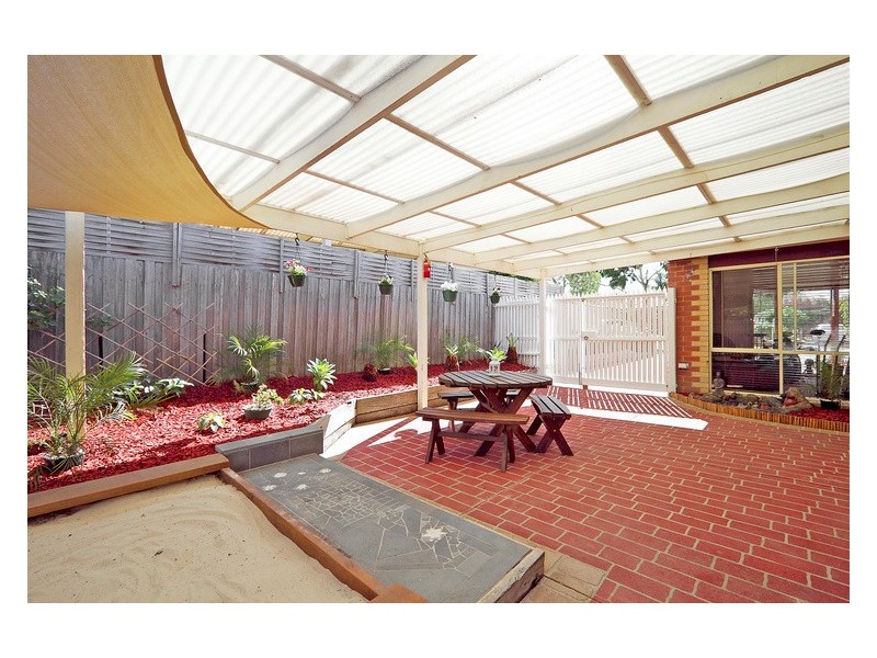 32 Warrawong Drive, Berwick VIC 3806