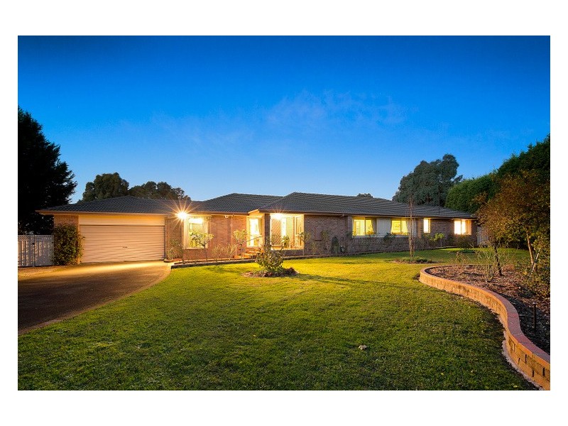 3-4 Garden Court, Narre Warren South VIC 3805