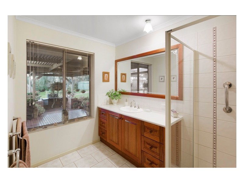 3-4 Garden Court, Narre Warren South VIC 3805