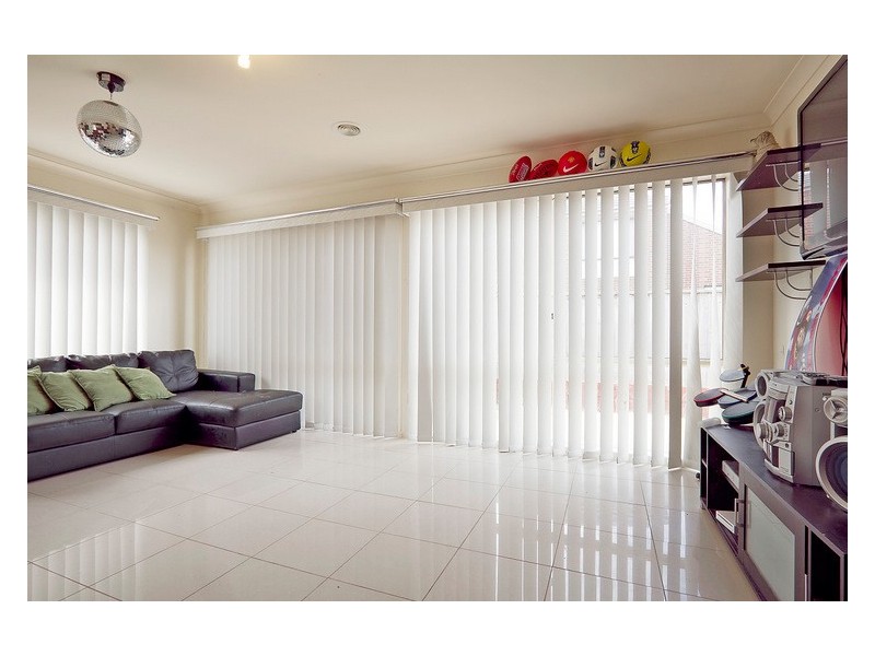 7 Royal Court, Narre Warren South VIC 3805