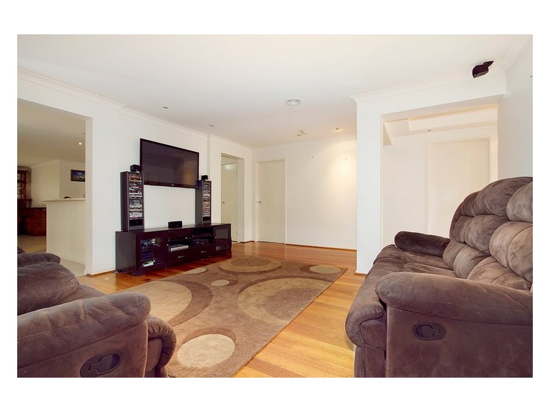 7 Royal Court, Narre Warren South VIC 3805