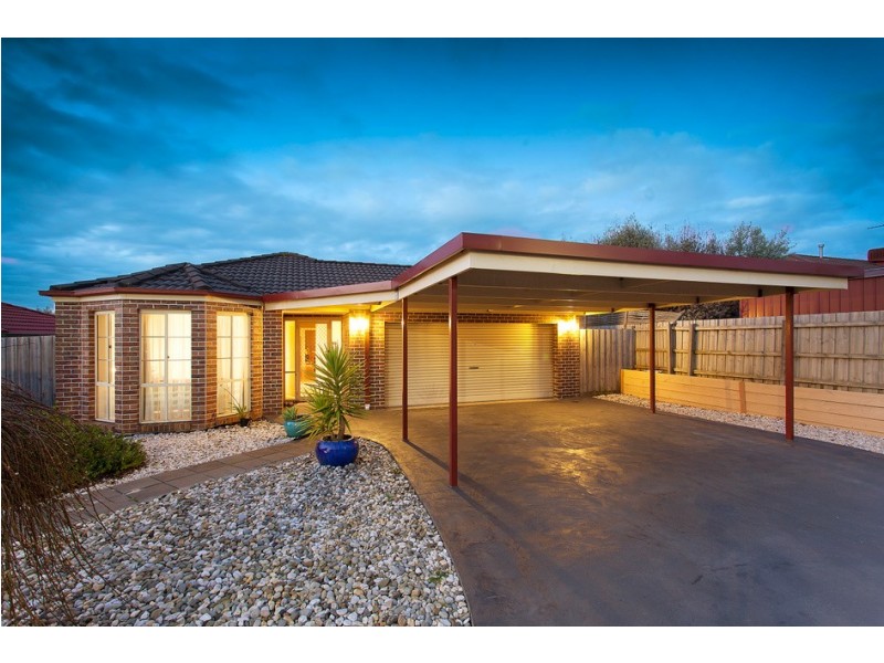 24 Turella Close, Berwick VIC 3806