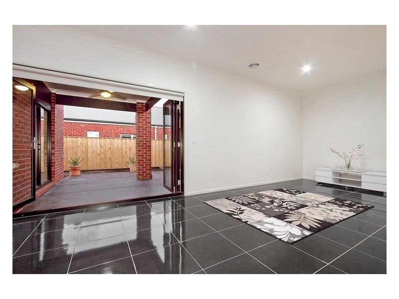 28 Bellerive Avenue, Officer VIC 3809