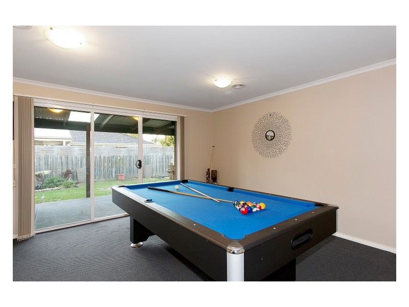 12 Chisholm Crescent, Narre Warren South VIC 3805