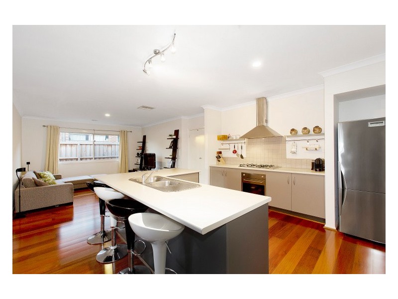 9 Emmett Avenue, Berwick VIC 3806