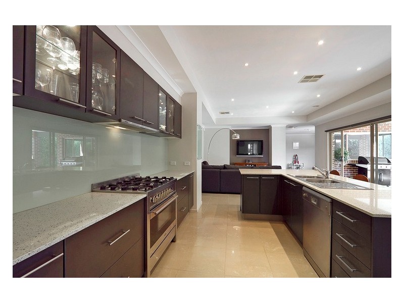 19 Bryn Mawr Boulevard, Berwick VIC 3806