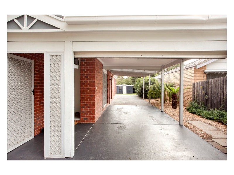 49 Coowarra Way, Berwick VIC 3806