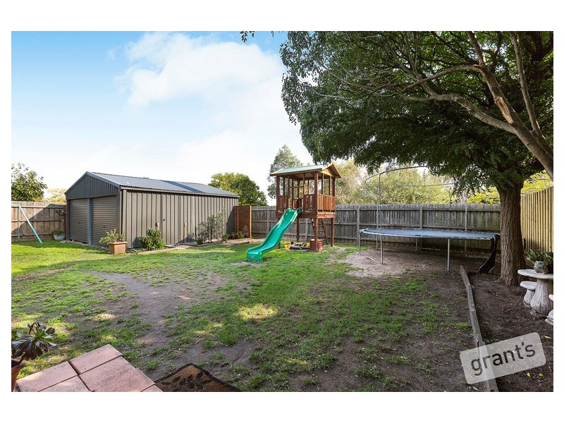 8 Beryl Court, Narre Warren VIC 3805