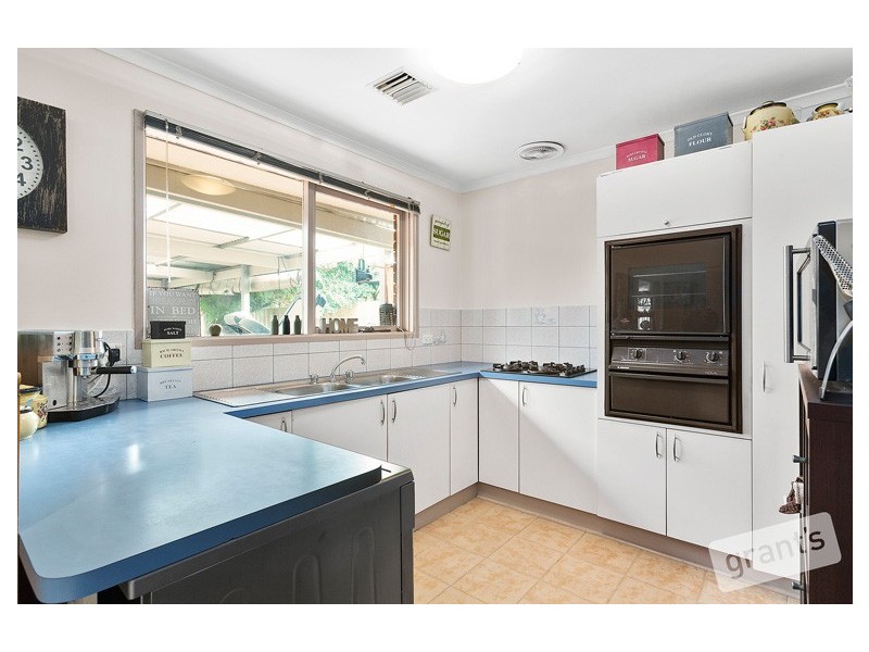 8 Beryl Court, Narre Warren VIC 3805