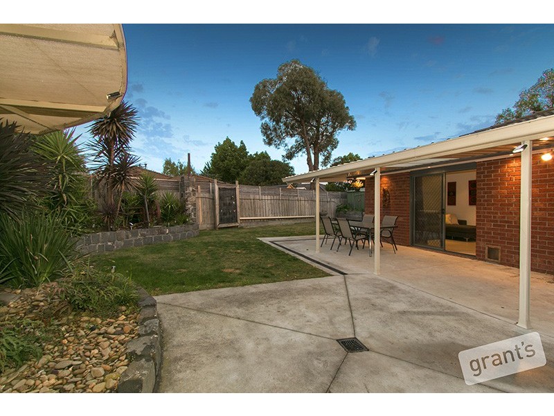 32 Insignia Crescent, Berwick VIC 3806